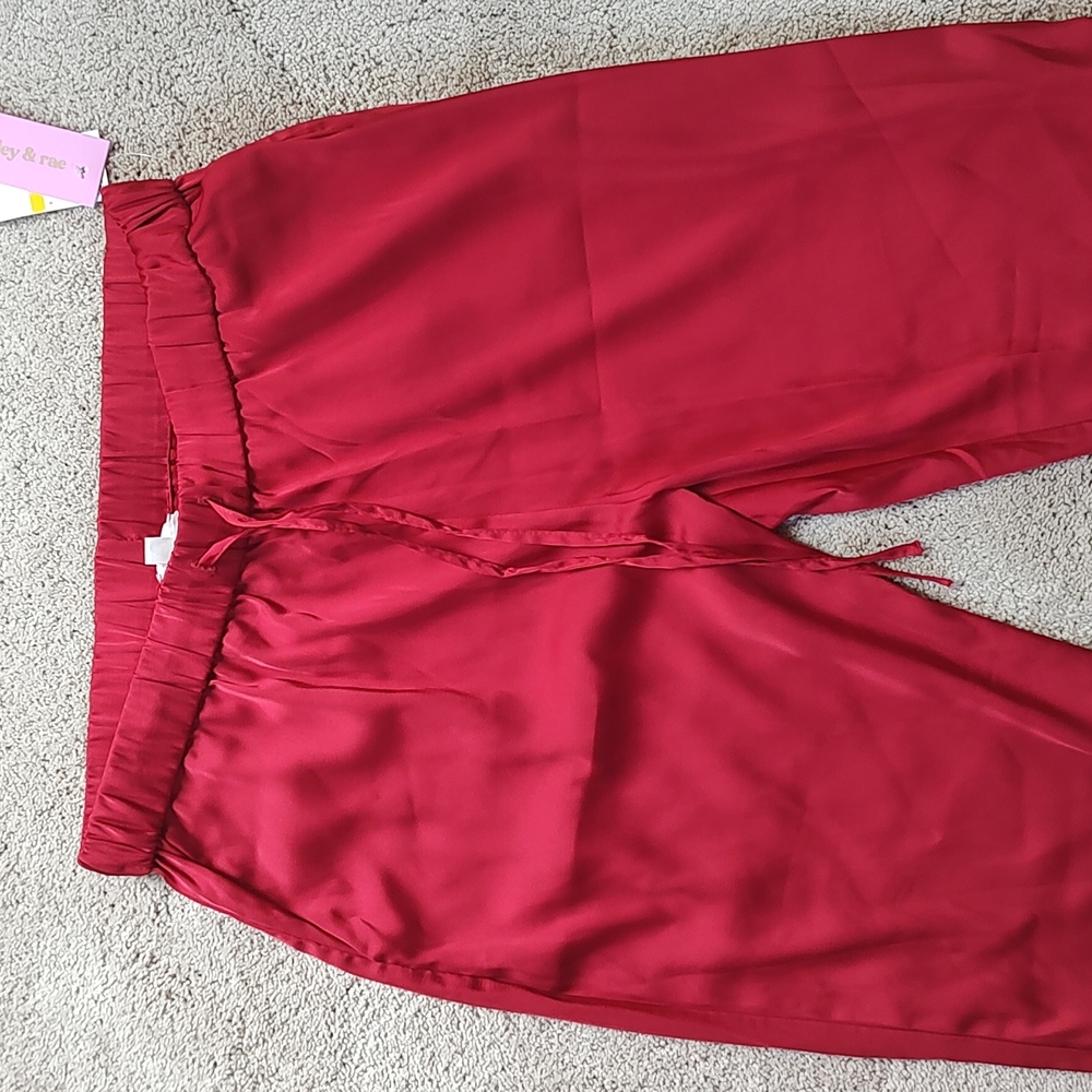 RILEY & Rae Satin jogger with front pockets